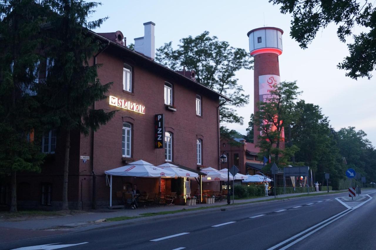 Bed and Breakfast Savoy Spała Exteriér fotografie
