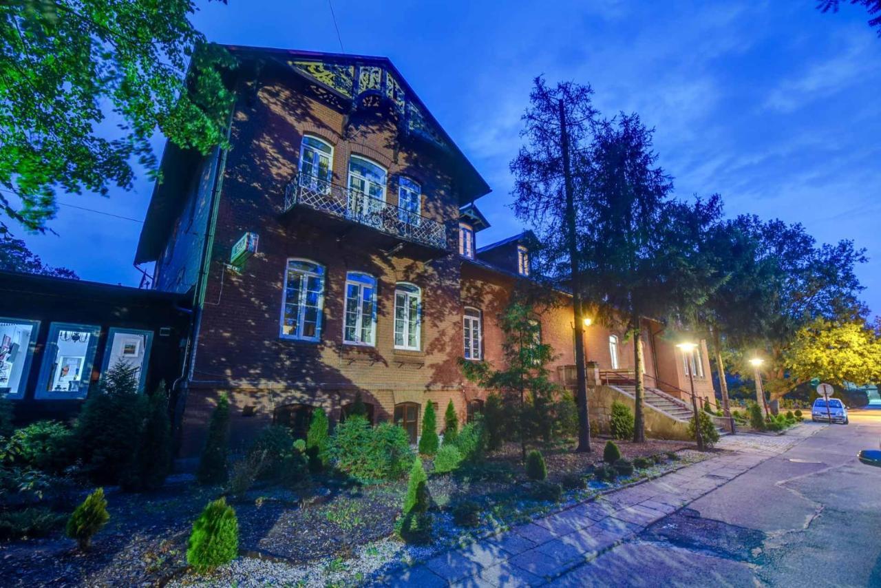 Bed and Breakfast Savoy Spała Exteriér fotografie