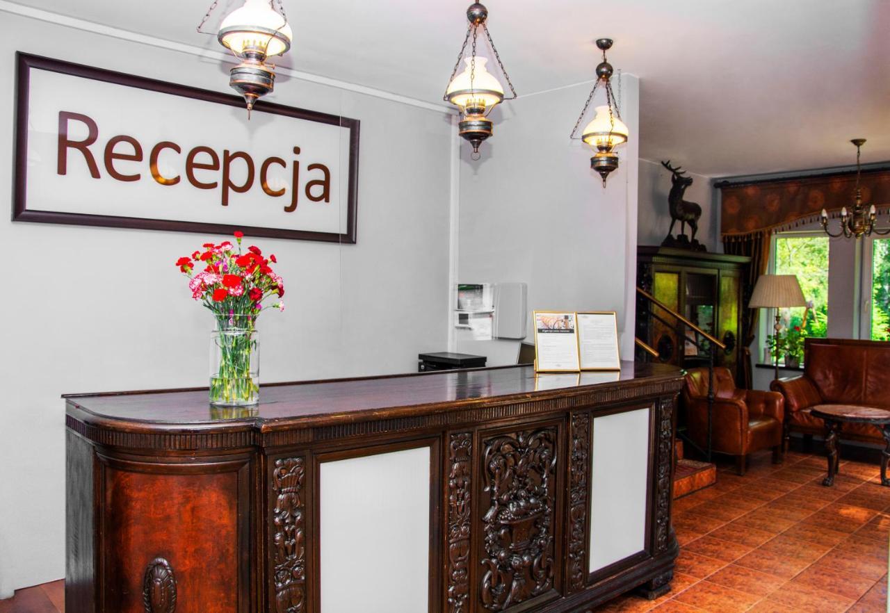 Bed and Breakfast Savoy Spała Exteriér fotografie
