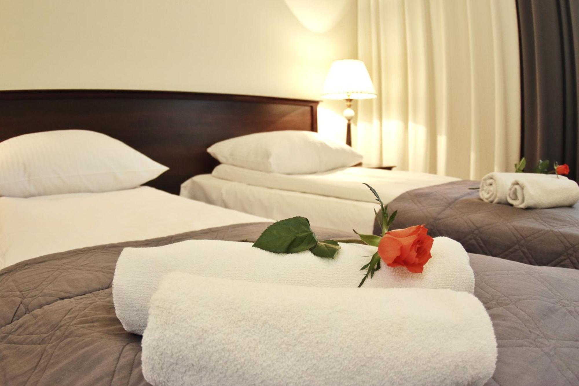 Bed and Breakfast Savoy Spała Exteriér fotografie